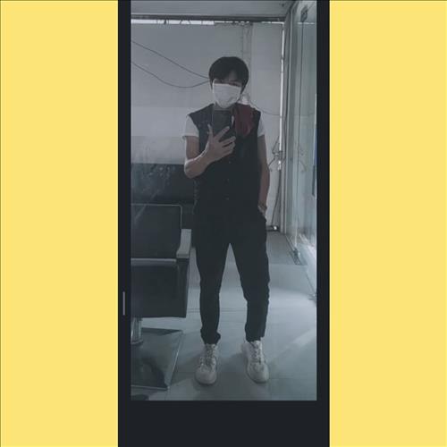 KjD H