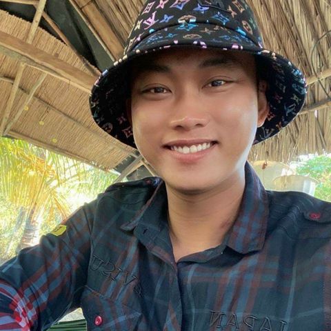 Trần gia vĩ