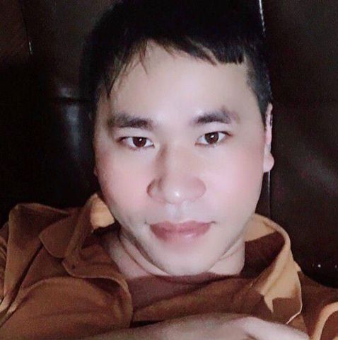 hùng