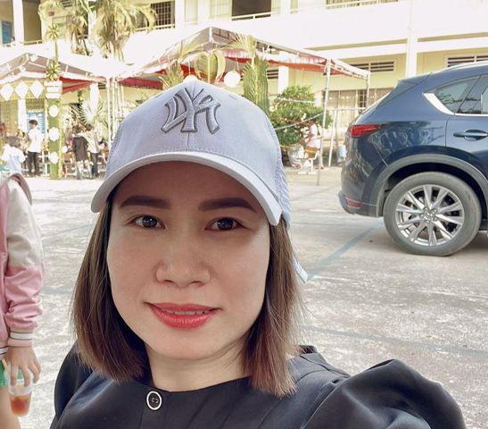Huế Nguyễn