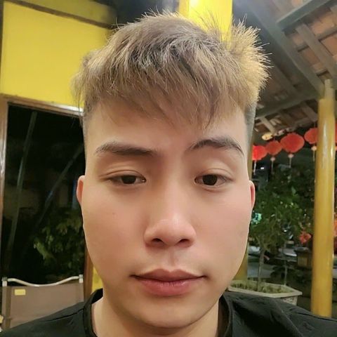 Hùng