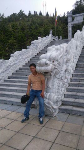 Hùng tran