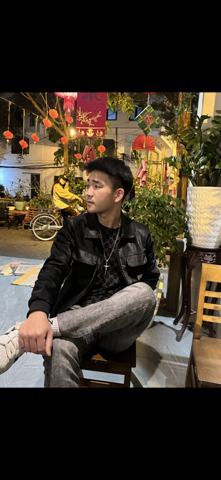 Nam Tiền Tỷ
