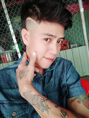 Hồng khắc Ti