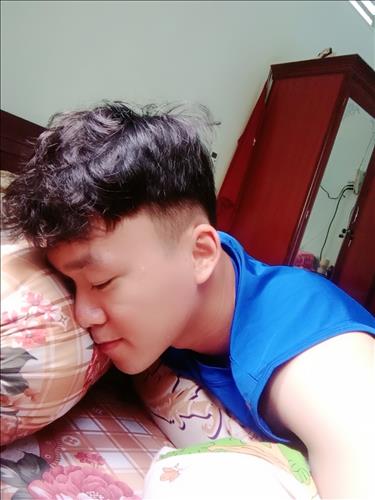 Tuấn