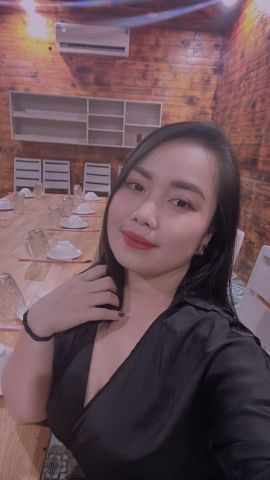 Nhi