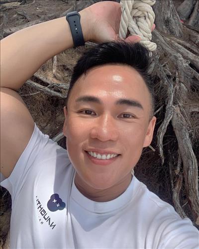 Mạnh Hùng