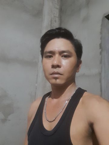 Tân