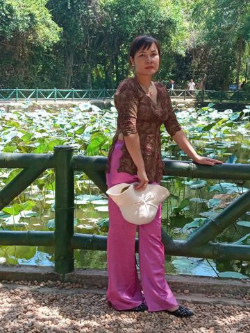 Trương Hồng Hạnh.