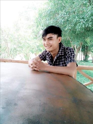 Quyên Trần