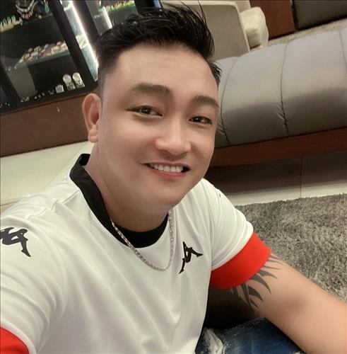 Phi Toàn