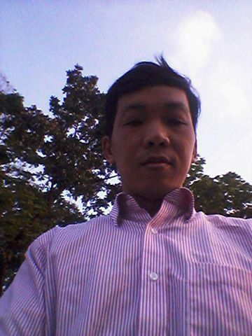 Tìm người hẹn hò kết hôn...