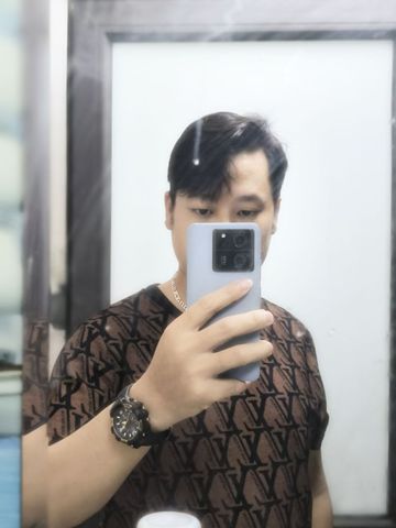 Nguyễn Khánh