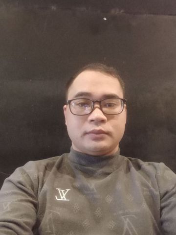 Hùng