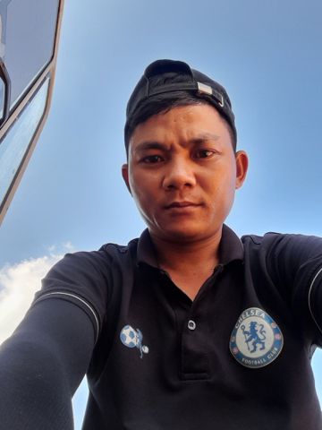 Hùng