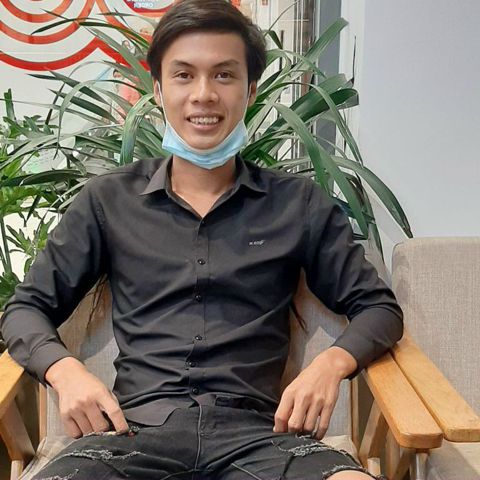 Mến