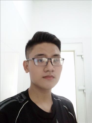 Nguyễn tuấn
