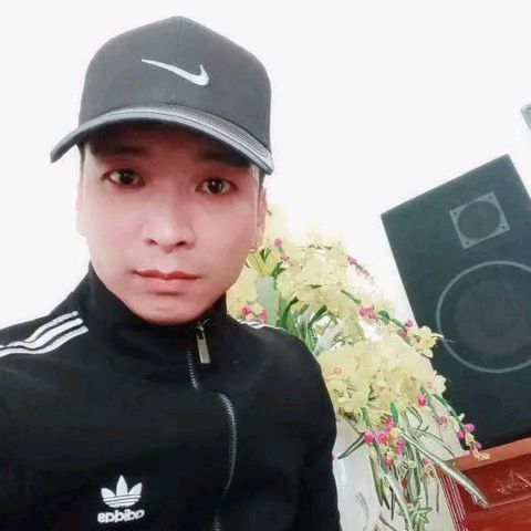 Thành ---