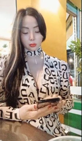 Tuyết Mai