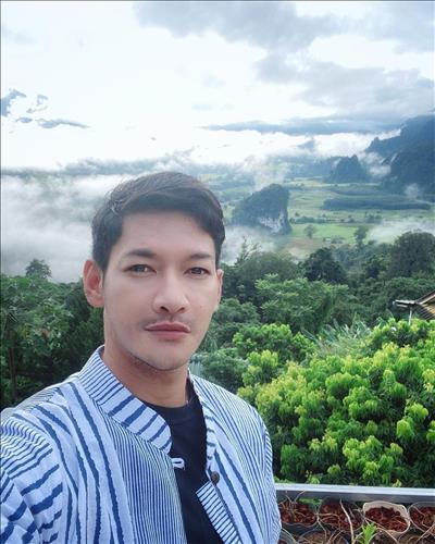Hùng Nguyễn việt