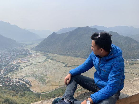 D Real Estate (Cùng tên...