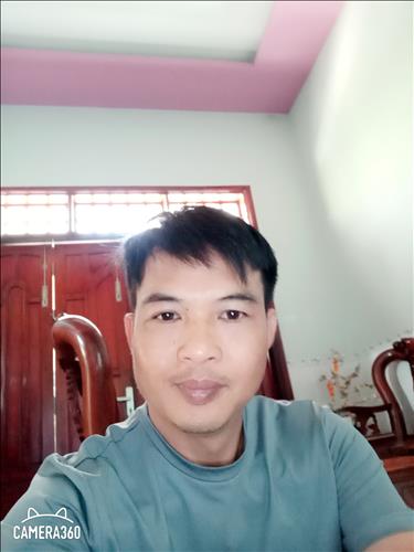 Hùng