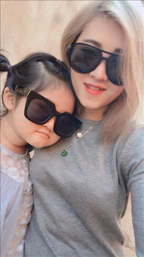 DUNG ( khểnh móm)