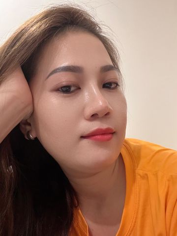 Hạnh Lê