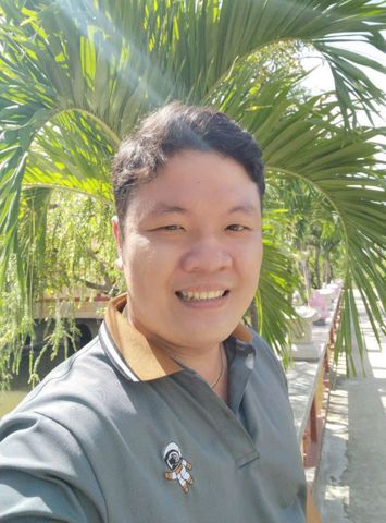 Hiển