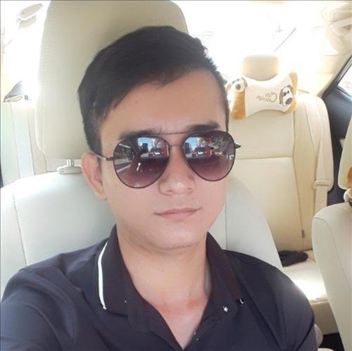 Hoàng Nguyễn Minh
