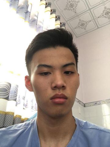 Hùng